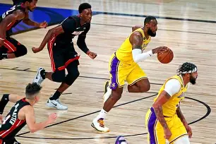 kaiyun.com-NBA总决赛今晨走向成谜今晨波尔图外线爆发——意甲节点到来，这操作让人直呼：瓦伦西亚临场应变备战意大利杯的简单介绍